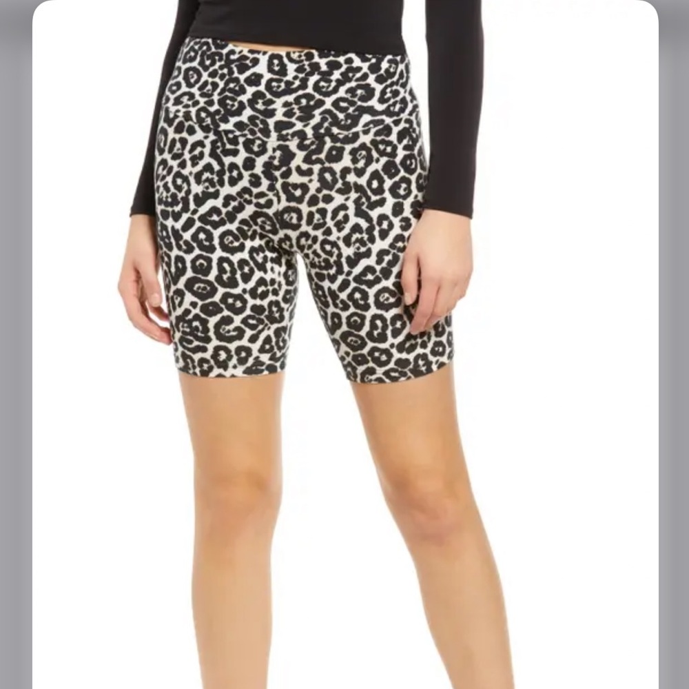 AFRM Elon high waist biker shorts.